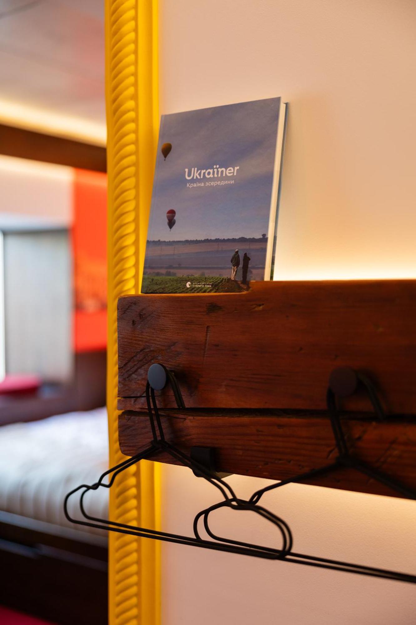 !Fest Hotel Rynok Square Lemberg Exterior foto