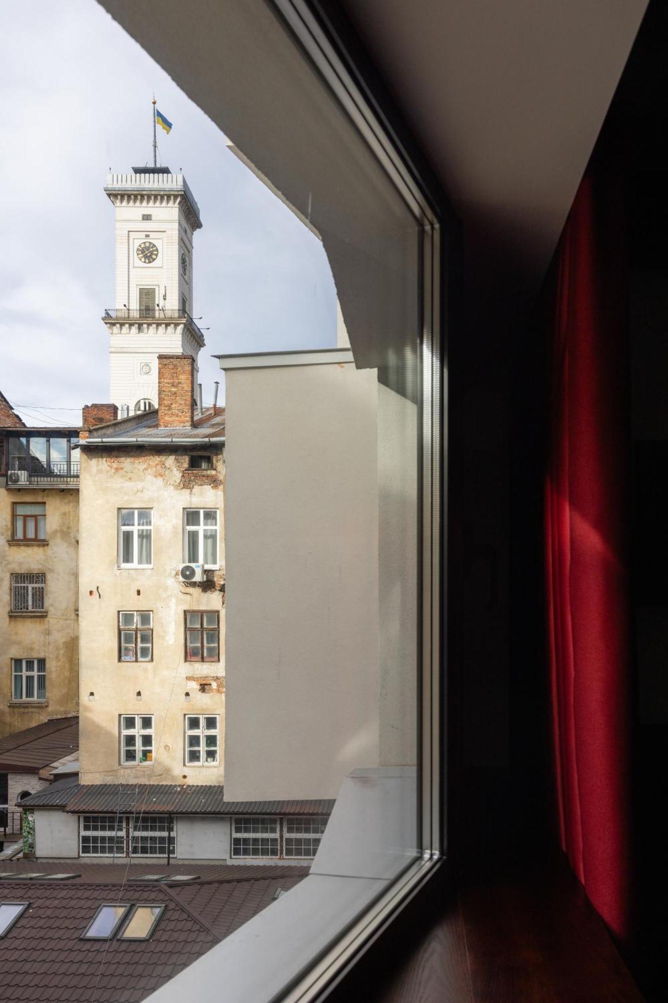 !Fest Hotel Rynok Square Lemberg Exterior foto